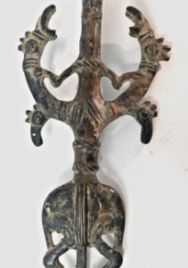 Rare Ancient Bronze Luristan "master of animals" Standard-Finial
